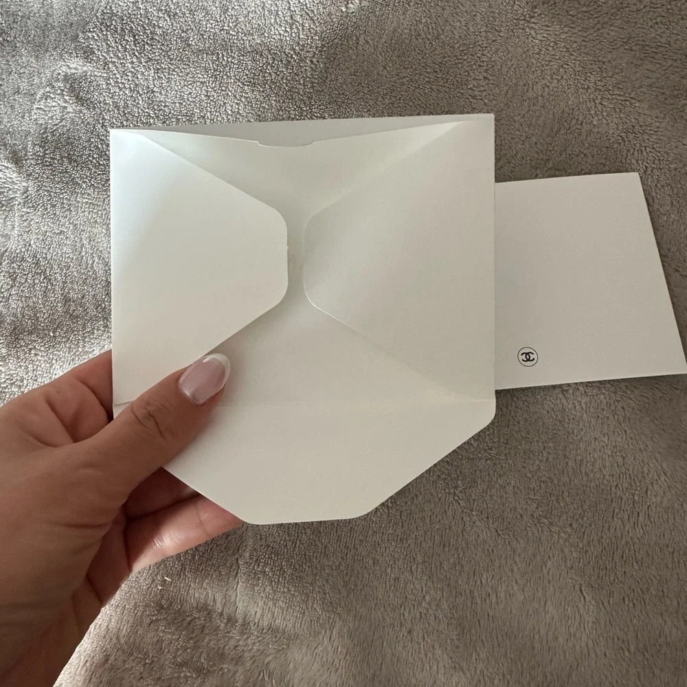 🆕Chanel White Note Gift Card and envelope new